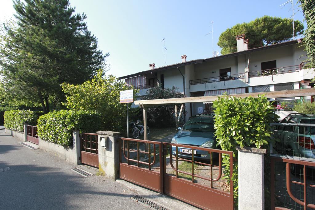 Villa Renata Lignano Sabbiadoro Quarto foto