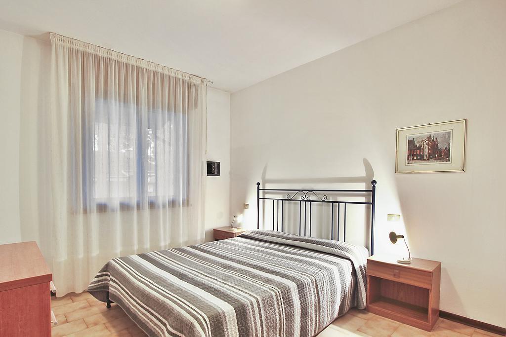Villa Renata Lignano Sabbiadoro Quarto foto